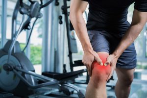 chiropractic-care-knee-pain-exercising